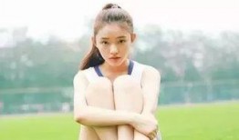 林允吃瓜壳视频,趣味视频引网友热议