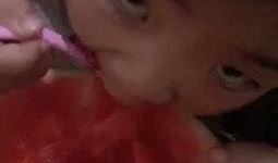 两个宝宝吃瓜视频大全,宝宝吃瓜视频合集欢乐放送