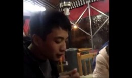 两个哥们吃瓜视频,两位好友的吃瓜视频大揭秘