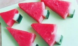 吃瓜方形勺子怎么折视频,跟随吃瓜视频轻松学会