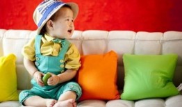 吃瓜照片婴儿拍照视频,吃瓜宝宝萌拍瞬间