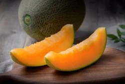 吃脆哈密瓜视频播放下载,尽享夏日清凉美味