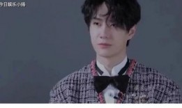 张艺兴吃瓜好可爱视频,可爱魅力尽显